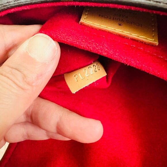 Louis Vuitton Tambourin Crossbody Bag - Picture 14 of 15